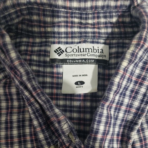 Men's Columbia Short Sleeve Button Down Multi Color Colared Shirt - Picture 2 of 6